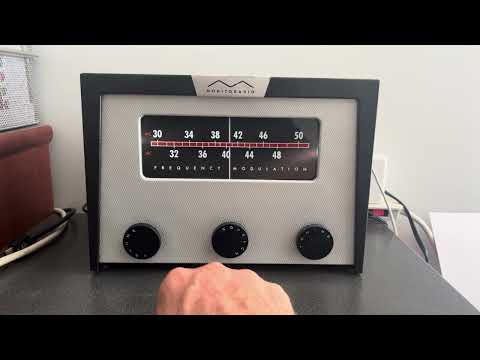 Retro Radio Tuner Demo